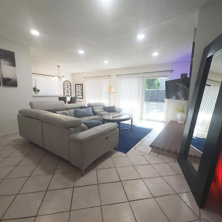 The Hathaway Suites Los Angeles Eksteriør billede